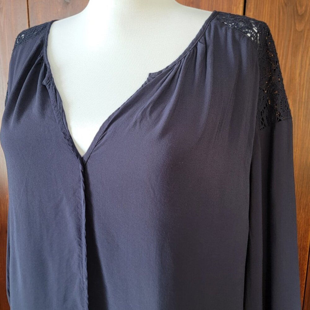 Stylus Womens Petite L Navy Lace Boho Top Notched V Neck‎ 3/4 Sleeve Feminine